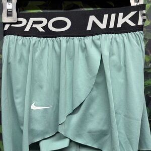 Nike pro kids shorts new with tags